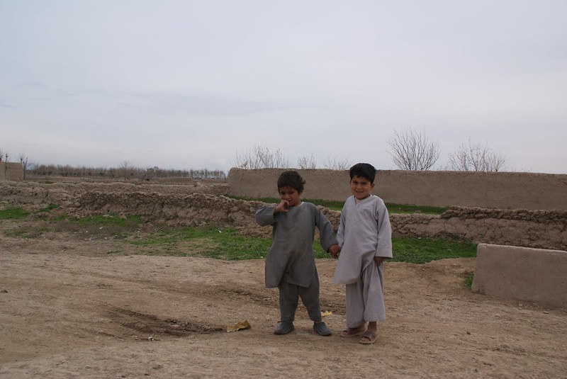 Niños afganos