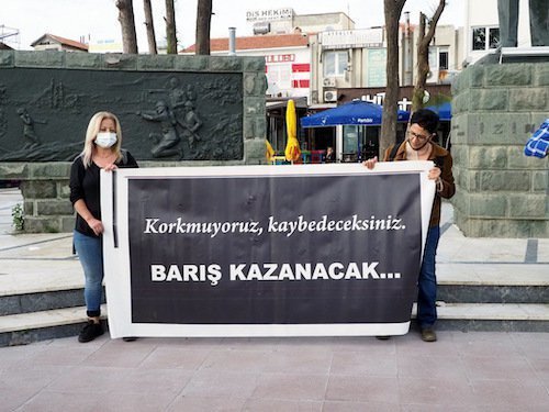 Pancarta con la frase