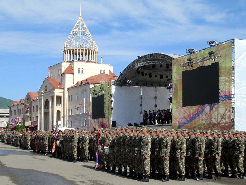 Militares armenios en la zona de Nagorno-Karabaj