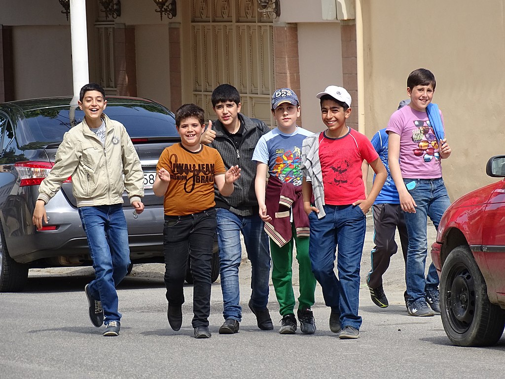 Niños azeríes