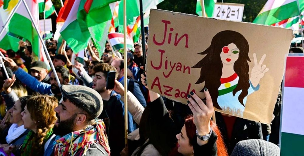 Jin Jiyan Azadi: Las mujeres kurdas resisten en las cuatro partes del Kurdistán