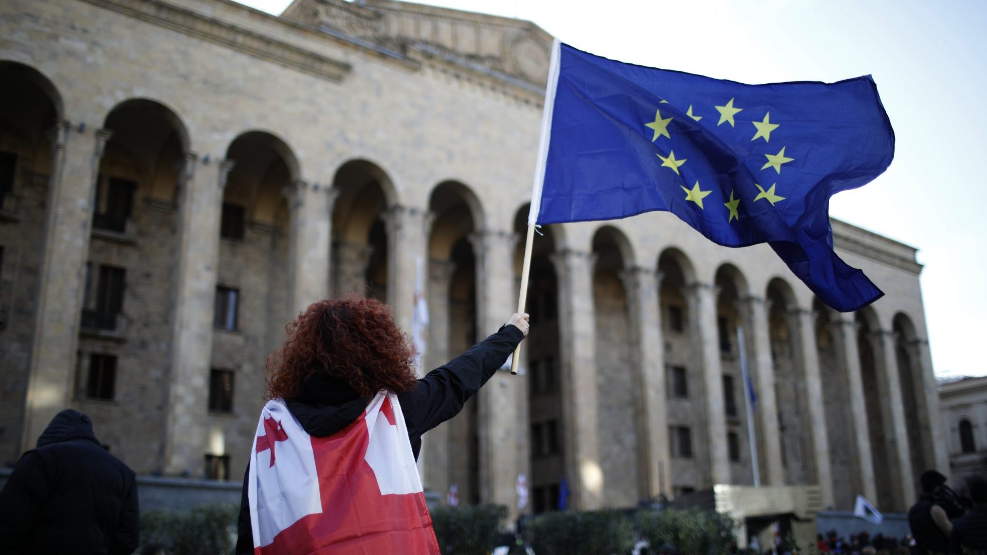 Georgia: la sociedad civil pro Europa resiste