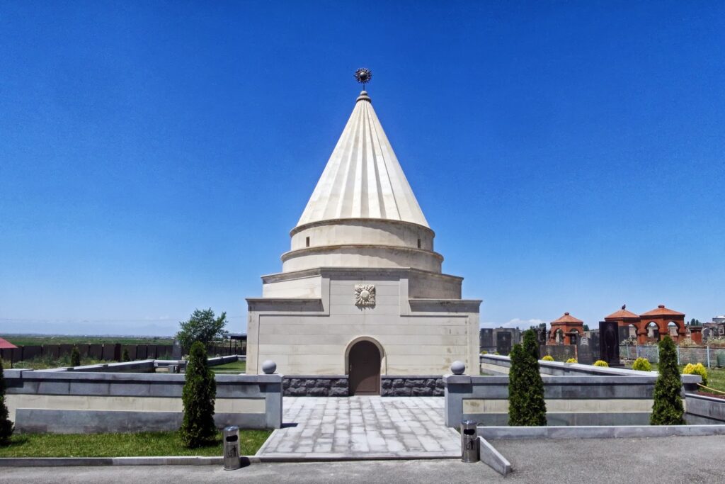 Templo yazidí Ziarat en Aknalich, Armenia