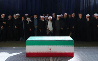 Un funeral organizado para mostrar unidad se convirtió en una exhibición de las fracturas de Irán.
