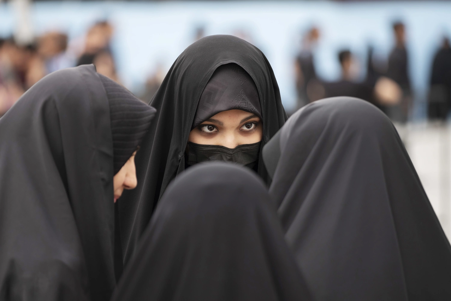 230417-tehran-hijab-mb-1321-6abb3e