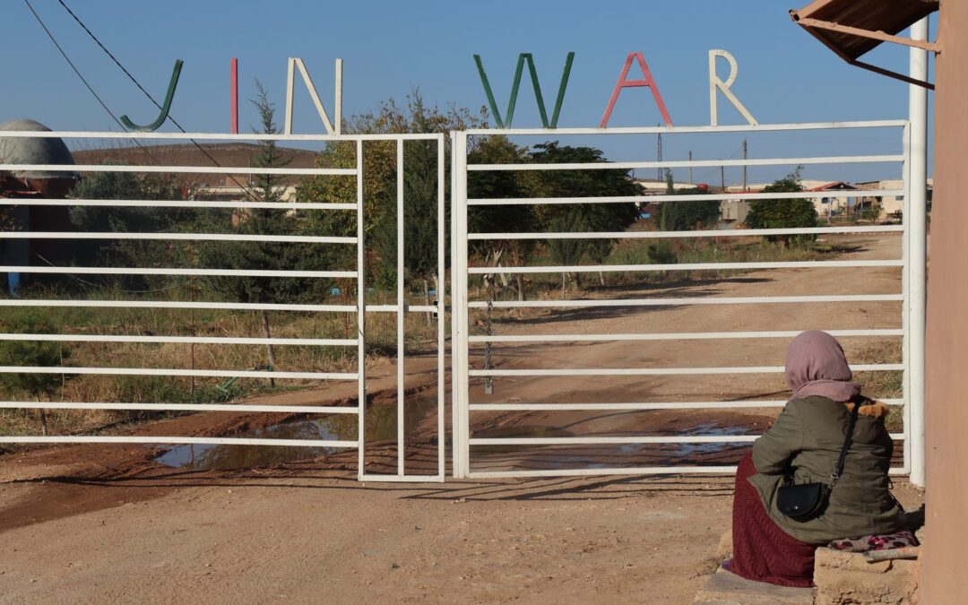 Jinwar: dentro de la aldea de mujeres de Rojava